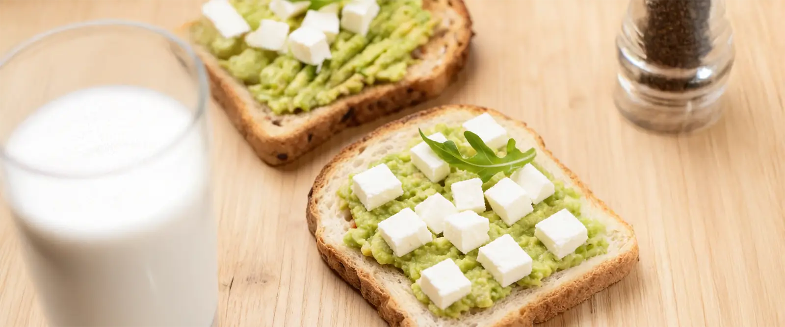 Avocado-Feta-Toast im Airfryer – knusprig &amp; schnell
