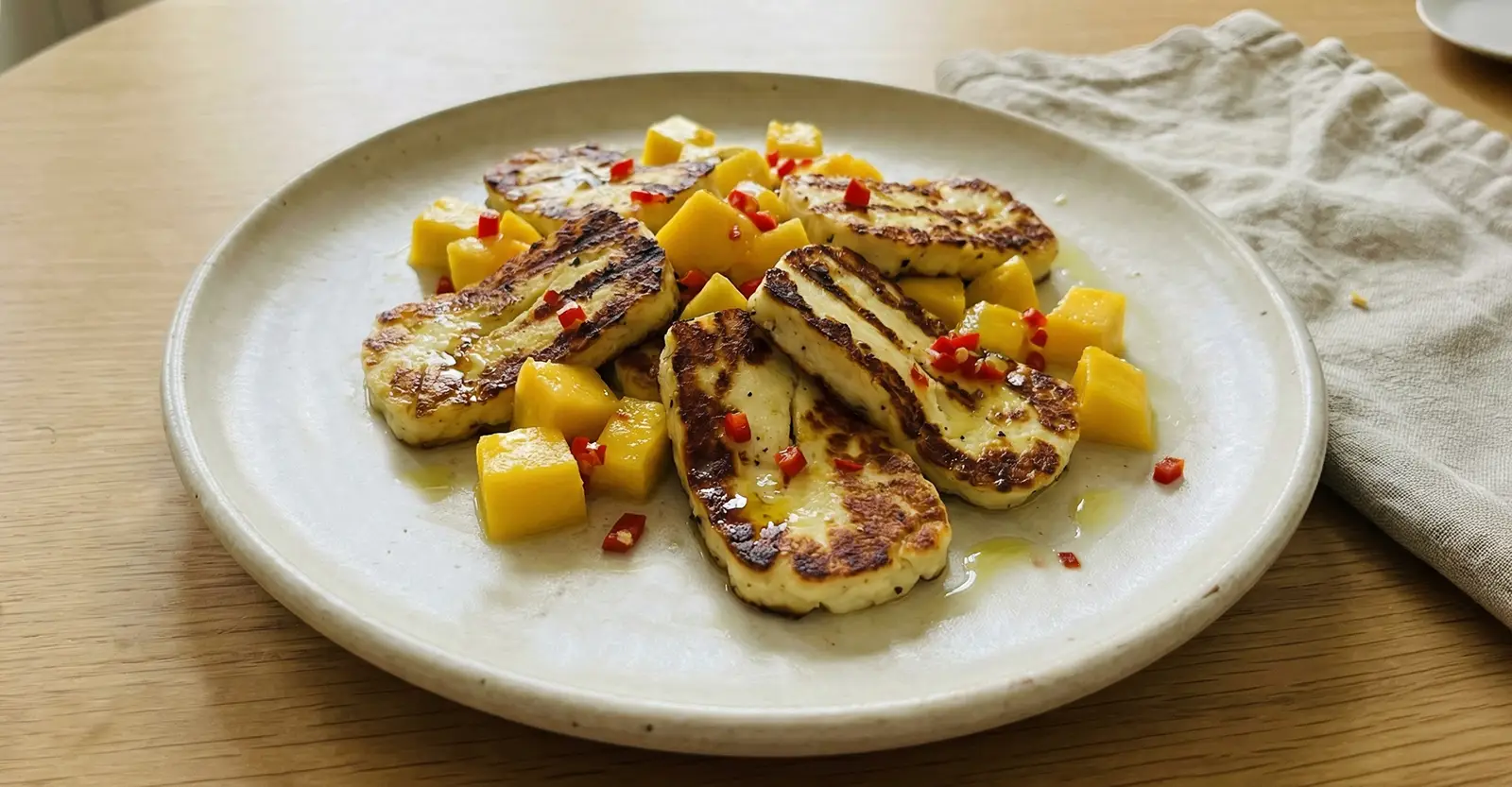 Mango-Chili-Halloumi mit Limette